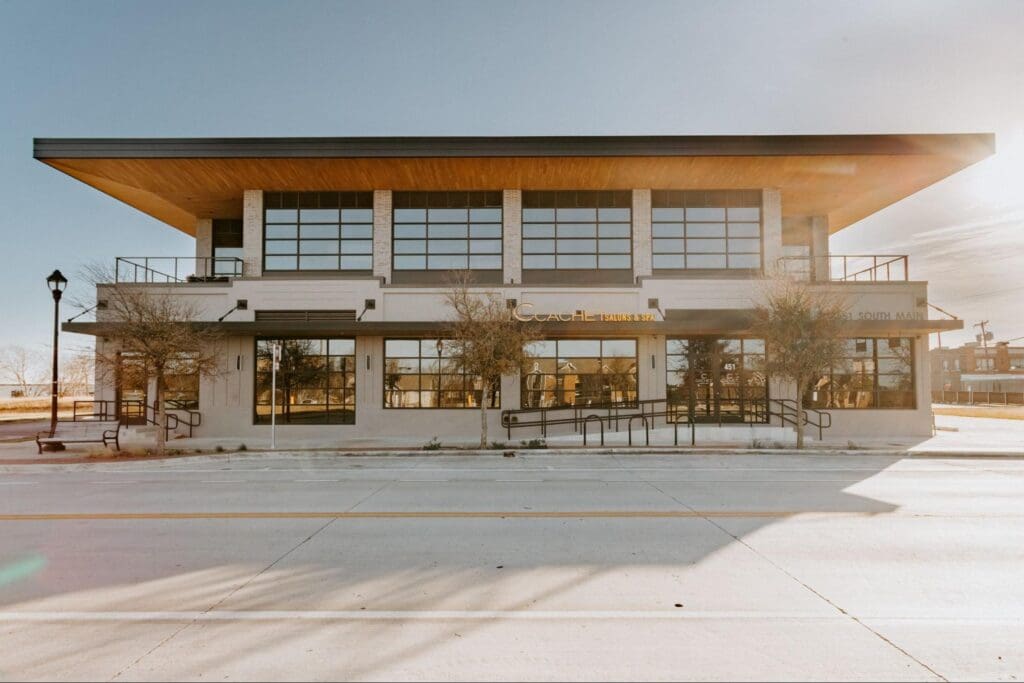 Fort Worth's Finest: A Guide to the Best Salon Suites for Rent 