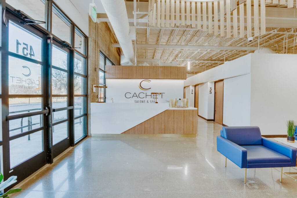 Explore the gold standard in Dallas-Fort Worth salon studios with Cachet Salons & Spa's luxury salon suites. Beauty Entrepreneur can rent our Fort Worth salon suites to run their individual beauty business. Lewisville salon suites, Fort Worth salon suites, salon studios near Westover.