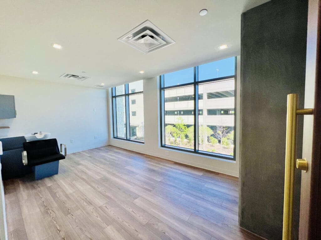 salon suite leasing for a beauty business for financial independence and raise your income potential at a hair salon suite in Lewisville. Cachet Salon & Spa is the leasing salon suite provider in Lewisville and Fort Worth, Texas. Salon suites for rent in lewisville.