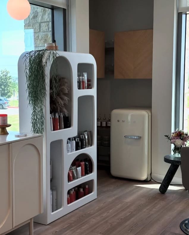 Cachet Salons & Spa is the top rated salon suites in Fort Worth and Lewisville, offering beauty professionals the perfect Fort Worth salon suites to run their individual beauty business. Fort Worth salon suites, salon suites in Lewisville, salon suites near The Colony, salon studios for rent in Lewisville, Lewisville hair salon suites, Lewisville salon suites, salon suites for rent in Fort Worth, Fort Worth salon studios, salon studios near Fort Worth. no-show solutions, Fort Worth salon suite, booking protection, revenue recovery